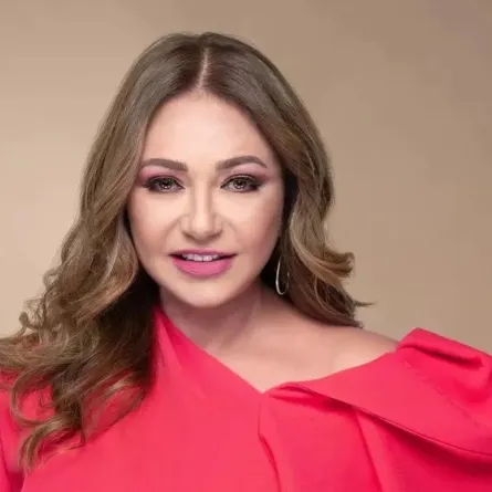 ليلى علوي -الصورة من صفحتها على الفيسبوك