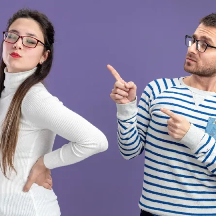 كيفية تحقيق التوازن في العلاقات بين الأبراج المتناقضة