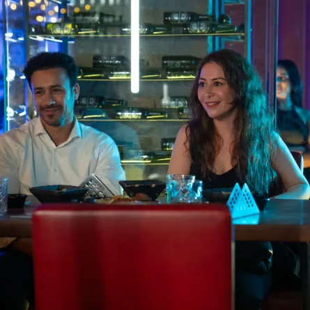 أحمد داود ومنة شلبي- الصورة من المكتب الصحفي للشركة المنتجة