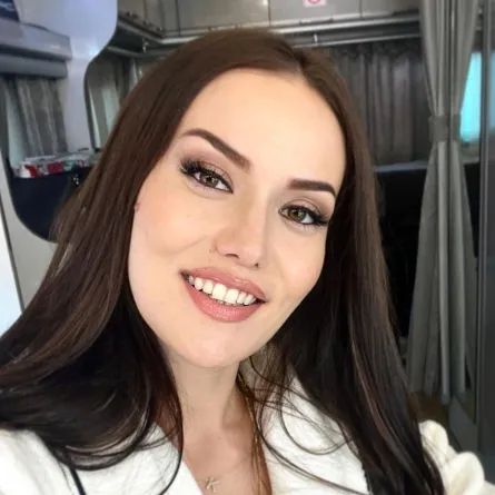 فهرية أفجان- الصورة من حسابها على إنستغرام