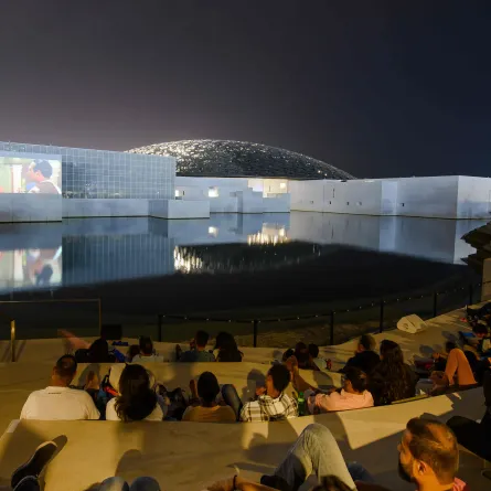 الدخول مجانا.. اللوفر أبوظبي يفتح أبوابه للزوار بعيد الاتحاد الـ53 - الصورة من موقع متحف اللوفر أبوظبي