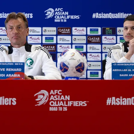 رينارد يدعم  المنتخب السعودي في مواجهة غد أمام إندونيسيا - الصورة من حساب المنتخب السعودي على إكس