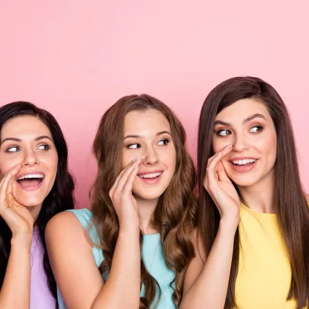 أهمية الصداقات الصحية في حياة الشابات