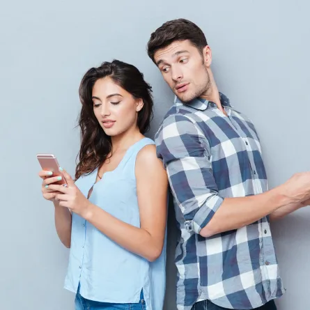 الأبراج الأكثر غيرة في الحب