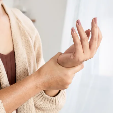 الفرق بين التهاب المفاصل والروماتيزم بالتفصيل