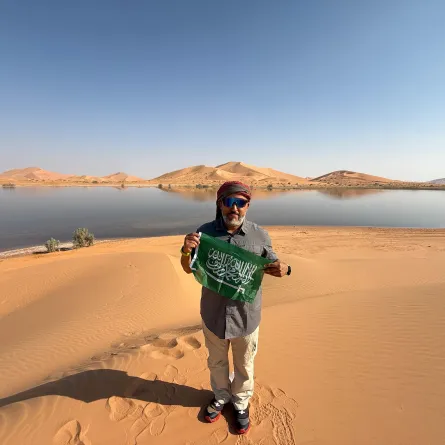  المغامر ورجل الأعمال السعودي الدكتور بدر الشيباني