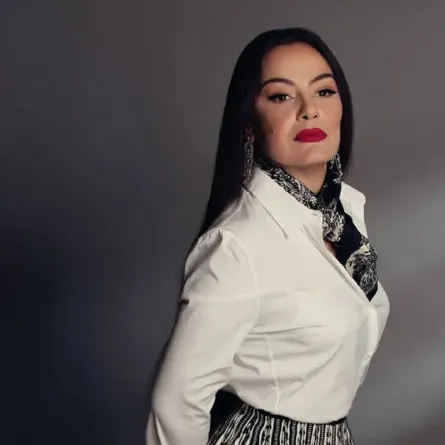 صاحبة إرادة قوية ومحبة للحياة.. قصة شريهان مع المرض