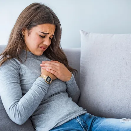 صوة لحامل تشعر بألم 