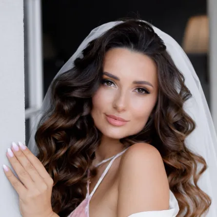 العناية بشعر العروس