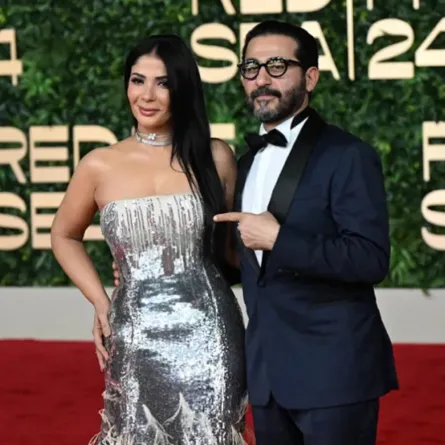  منى زكي وزوجها أحمد حلمي على السجادة الحمراء لمهرجان البحر الأحمر السينمائي 2024- الصورة خاصة لـ سيدتي تصوير: بشير صالح
