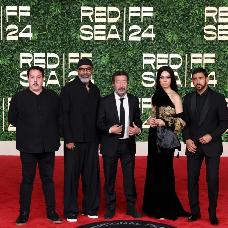 صناع الفيلم الجزائري بين وبين - مصدر الصورة: (Photo by Darren Arthur/Getty Images for The Red Sea International Film Festival)