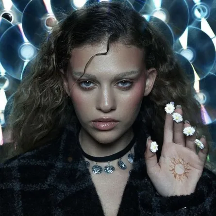 اليانا الصورة من صفحتها على منصة x