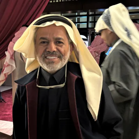 عبد العزيز المبدل- الصورة خاصة بسيدتي من تصوير زكية البلوشي