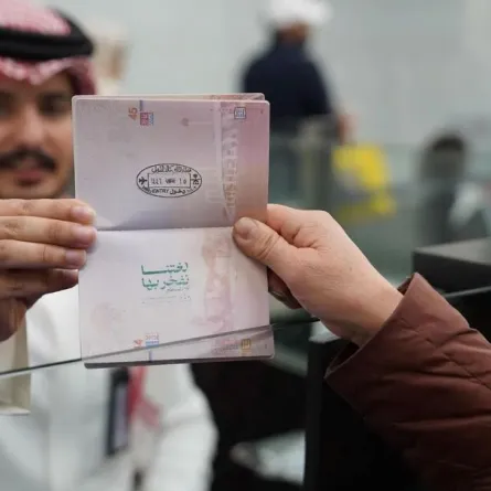 وسيُتاح الختم للمسافرين عبر المنافذ الدولية للسعودية