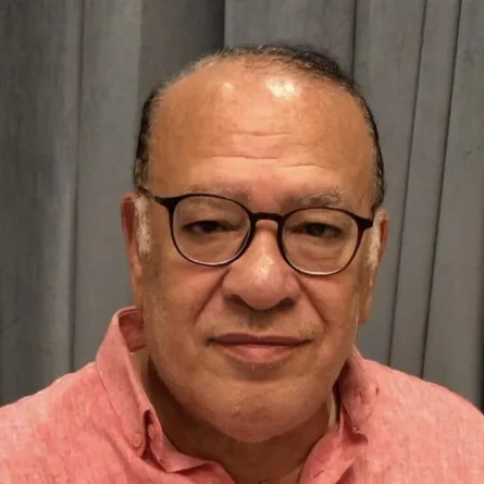 صلاح عبدالله - الصورة من حسابه على الفيس بوك