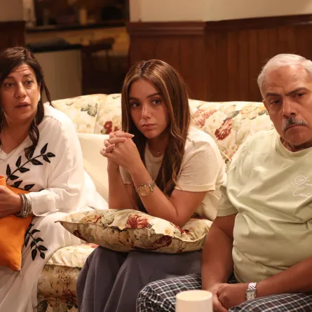 محمد رضوان وسماء إبراهيم ورنا رئيس في موضوع عائلي 3 - الصورة من المركز الإعلامي لـmbc