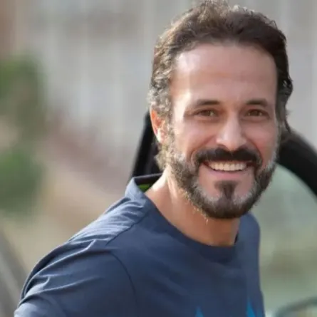 حقيقة تجسيد يوسف الشريف شخصية نادر فودة في مسلسل تلفزيوني