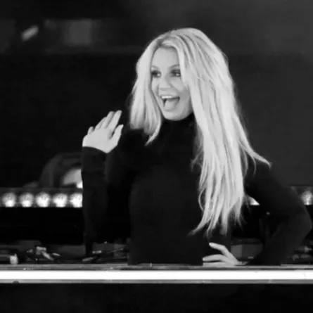 بعد فراق عامين .. برينتي سبيرز تلتقي بنجلها للإحتفال بالكريسماس