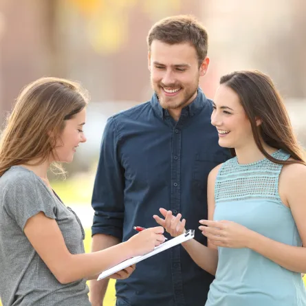  الشباب والبنات وتأثير البيئة المحيطة