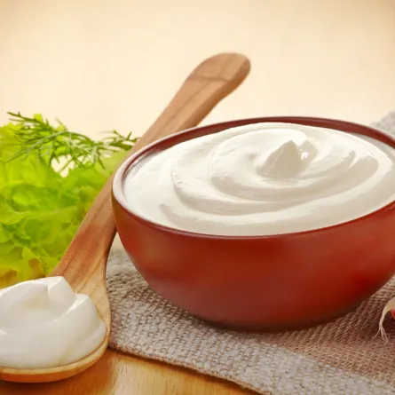 تساعد البروبيوتيك أيضاً على حماية الجسم من البكتيريا الضارة