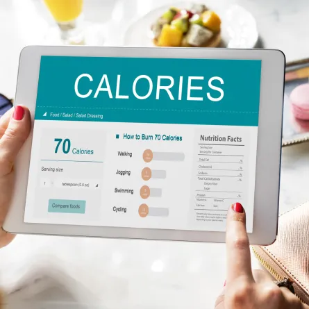 السعرات الحرارية هي وحدة قياس الطاقة التي يحصل عليها الجسم Image by rawpixel.com on Freepik