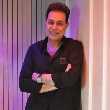 حكيم - الصورة من صفحته على انستغرام