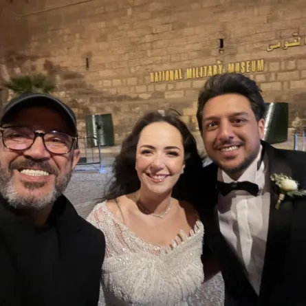 سارة درزاوي وزوجها مع أشرف عبد الباقي