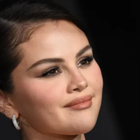 سيلينا غوميز في العرض الأول لفيلمها Selena Gomez at the premiere of her movie " Emilia Perez"- مصدر الصورة: VALERIE MACON / AFP