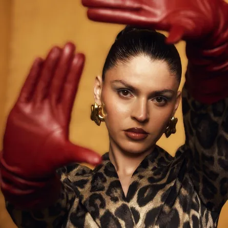 تصميم من كريستين مسرانيChristine Massarany Designs - الصورة من المكتب الاعلامي للعلامة 