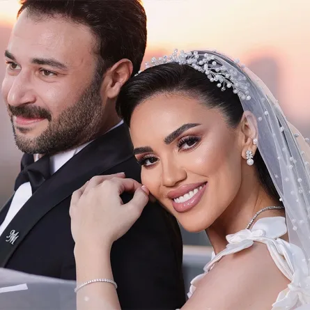 الصورة الرسمية لحفل زفاف مي فاروق ومحمدالعمروسي من حسابها بالفيسبوك