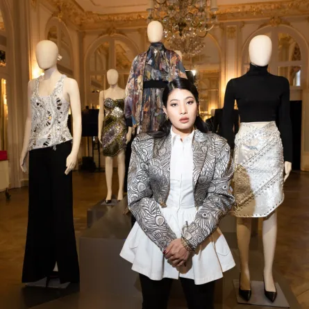 الأميرة سيريفانافاري ناريراتانا راجاكانيا كجزء من أسبوع الموضة بباريس في باريس، فرنسا (Princess Sirivannavari Nariratana Rajakanya as part of Paris Fashion Week in Paris, France). مصدر الصورة: Victor Boyko/Getty Images