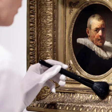  لوحة للفنان الهولندي رامبرانت 