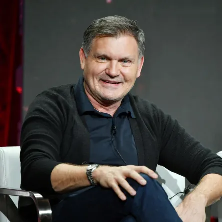 كيفن ويليامسون - Kevin Williamson Amy Sussman/Getty Images/AFP (Photo by Amy Sussman / GETTY IMAGES NORTH AMERICA / Getty Images via AFP)