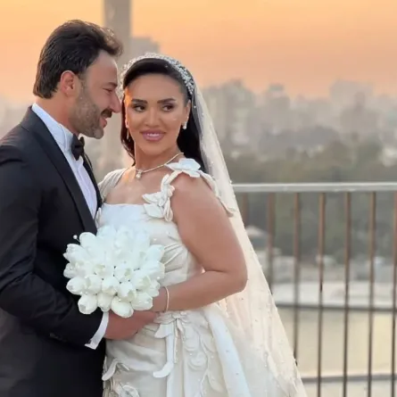 الصورة الرسمية لحفل زفاف مي فاروق ومحمد العمروسي من حسابها على إنستغرام