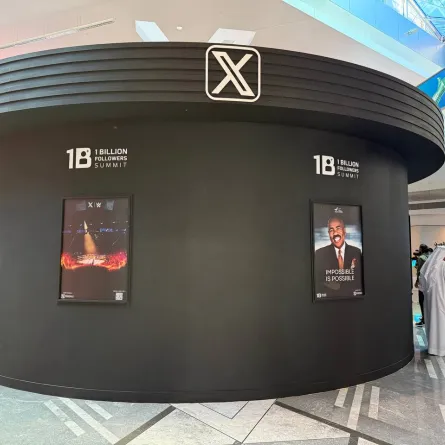 منصات التواصل الاجتماعي حاضرة في قمة المليار متابع