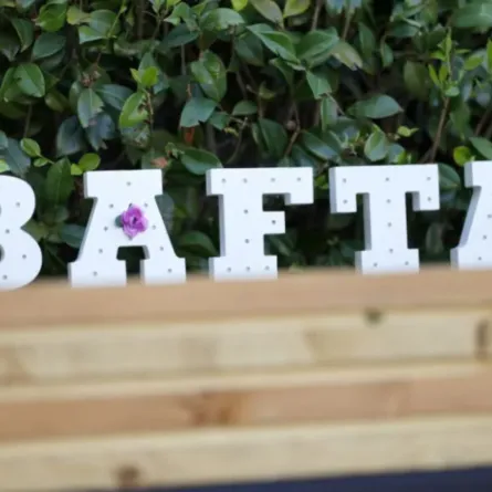 داخل جوائز يوغو بافتا للطلاب في هارموني جولد  inside the Yugo BAFTA Student Awards at Harmony Gold - مصدر الصورة: Phillip Faraone/Getty Images/AFP Phillip Faraone / GETTY IMAGES NORTH AMERICA / Getty Images via AFP