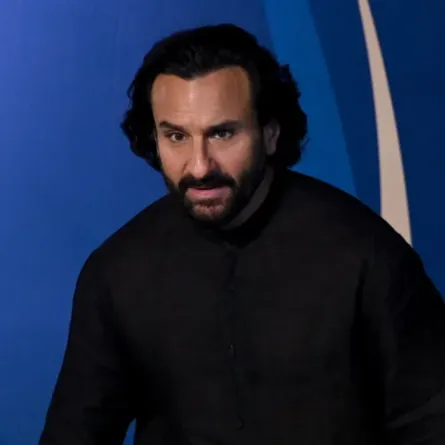 تفاصيل جديدة بحادث تعرض نجم بوليوود سيف على خان للطعن