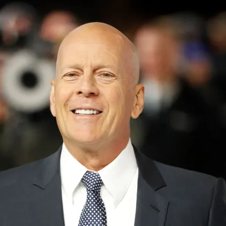 بروس ويليس في وسط لندن (Bruce Willis in central London). مصدر الصورة: Tolga AKMEN / AFP