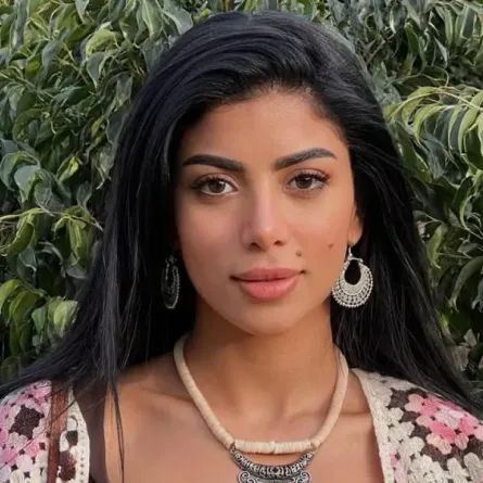 كارولين عزمي- الصورة من حسابها على إنستغرام