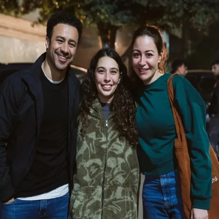 منة شلبي وأحمد داود والمخرجة هبة يسري