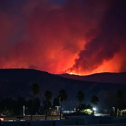 انتشار حرائق كاليفورنيا وتوسعها - المصدر : FREDERIC J. BROWN / AFP