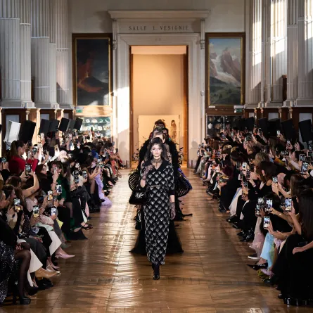 جورج حبيقة في أسبوع الهوت كوتور لربيع وصيف 2025 - الصورة من Launchmetrics/Spotlight ©