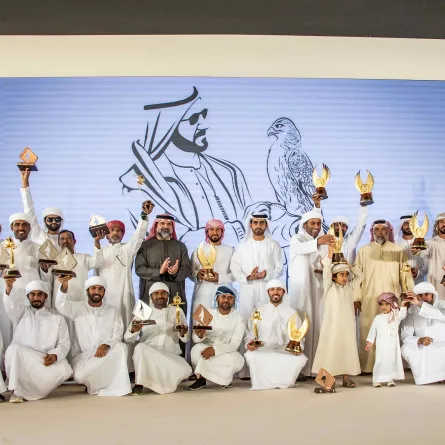  انطلاق كأس محمد بن راشد لسباقات الصقور