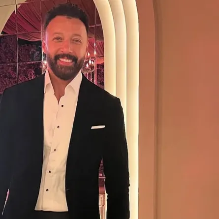 أحمد فهمي يؤيد الزواج في عمر صغير ويكشف عيوب شخصيته