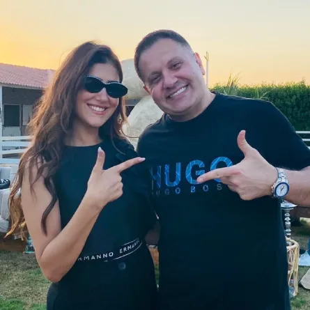 إدوارد مع مي عمر - الصورة من صفحة إدوارد على فيسبوك