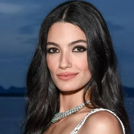 تارا عماد - الصورة من صفحتها الرسمية على الفيسبوك