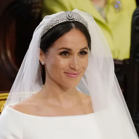 ميغان ماركل في كنيسة القديس جورج في قلعة وندسور في وندسور، إنجلترا (Meghan Markle in St George's Chapel at Windsor Castle in Windsor, England). مصدر الصورة: Jonathan Brady - WPA Pool/Getty Images