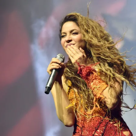 شاكيرا في إنديو، كاليفورنيا (Shakira in Indio, California). مصدر الصورة: VALERIE MACON / AFP