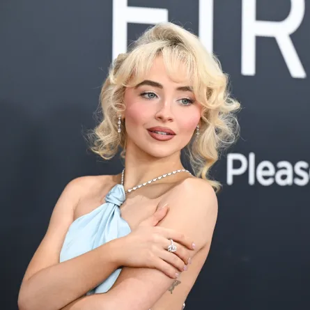 سابرينا كاربنتر Sabrina Carpenter في حفل توزيع جوائز غرامي 2025 (مصدر الصورة: Gilbert Flores/Billboard via Getty Images)