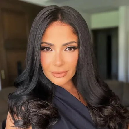 منى زكي- الصورة من حسابها على إنستغرام